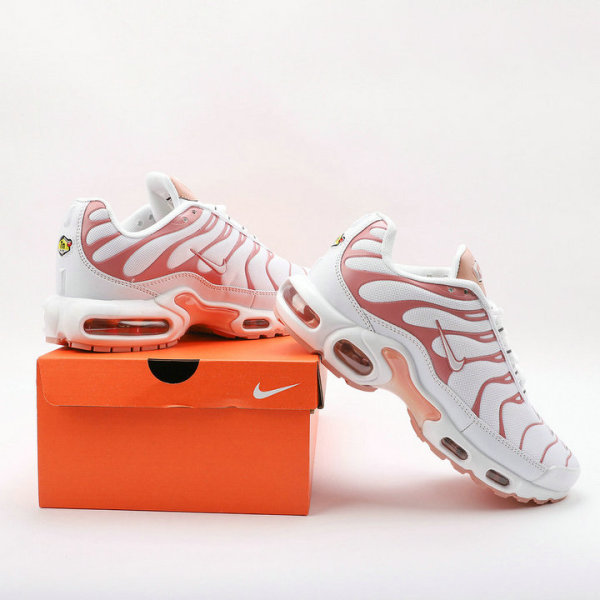 Nike Air Max Plus Shoes (201)