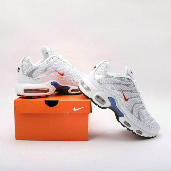 Nike Air Max Plus Shoes (137)