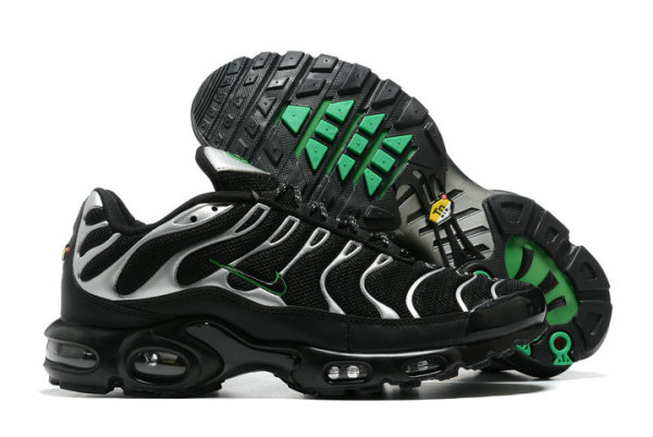 Nike Air Max Plus Shoes (206)