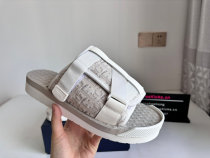 Dior Slipper (2) Dior Slipper (2)