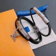 LV Bracelet  (16)