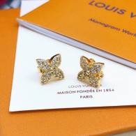 LV Earrings (5)