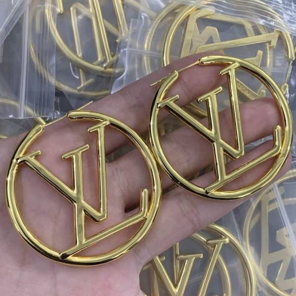 LV Earrings (39)
