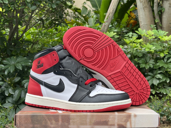 Authentic Air Jordan 1 High GS“Black Toe Reimagined”