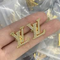 LV Earrings (30)