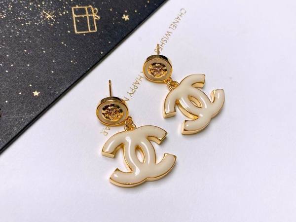 Chanel Earrings (1)