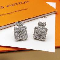 LV Earrings (42)