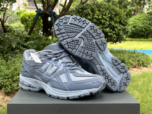 Authentic New Balance M1906NL