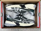 Authentic Nike V2K Run (11)