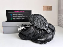 Balenciaga Track 3.0 Sneaker (56)