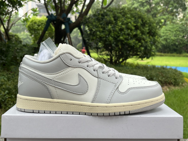 Authentic Air Jordan 1 Low Neutral Grey/Sail