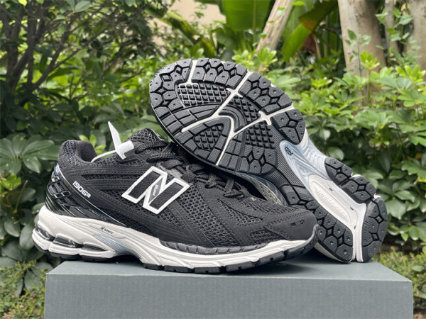 Authentic New Balance M1906RFB