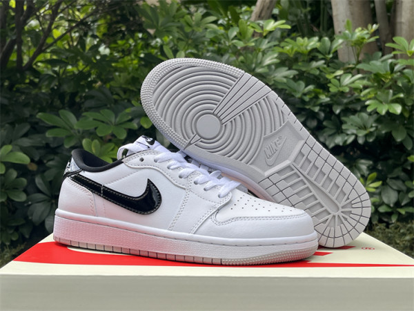 Authentic Air Jordan 1 Low ’85 “Metallic Black”