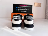 LV SNEAKERS (68)