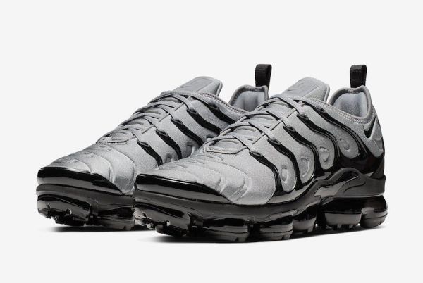 Nike Air Max Plus TN Shoes (74)