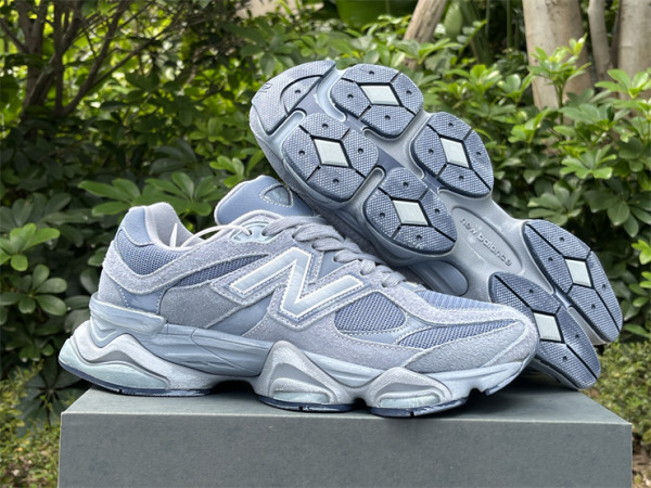 Authentic New Balance U9060IB