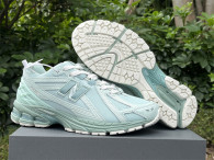Authentic New Balance M1906RZC