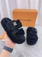 LV Slippers 35-41 (21)