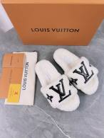 LV Slippers 35-41 (10)
