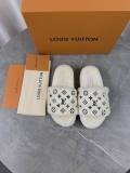 LV Slippers 35-41 (12)