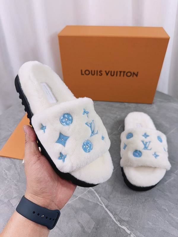 LV Slippers 35-41 (3)