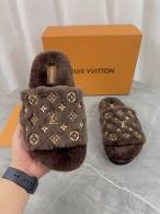 LV Slippers 35-41 (19)