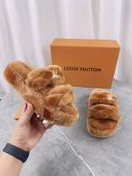 LV Slippers 35-41 (25)