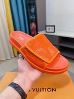 LV Slippers 38-44 (17)