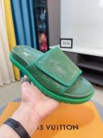 LV Slippers 38-44 (18)