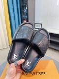 LV Slippers 38-44 (20)