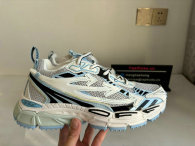 OFF-WHITE SNEAKERS (65)