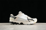 Nike Zoom Vomero 5 Shoes (2)