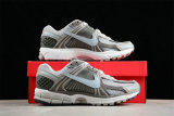 Nike Zoom Vomero 5 Shoes (24)