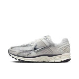 Nike Zoom Vomero 5 Shoes (22)