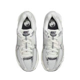 Nike Zoom Vomero 5 Shoes (22)