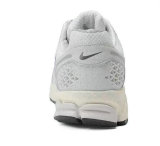 Nike Zoom Vomero 5 Shoes (20)