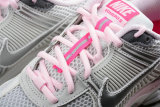 Nike Zoom Vomero 5 Women Shoes (26)