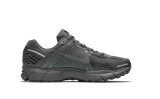 Nike Zoom Vomero 5 Shoes (27)
