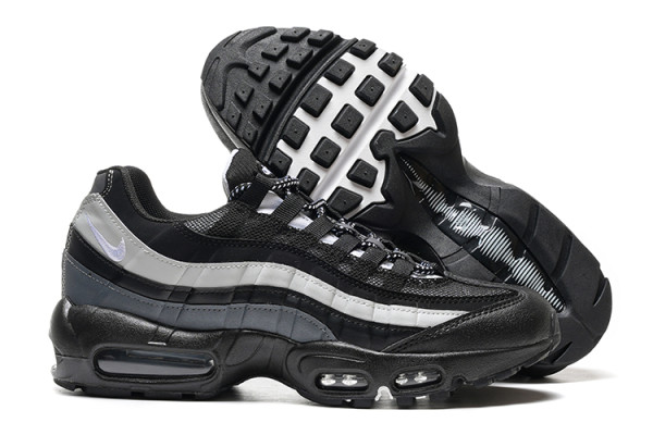 Nike Air Max 95 Shoes (32)