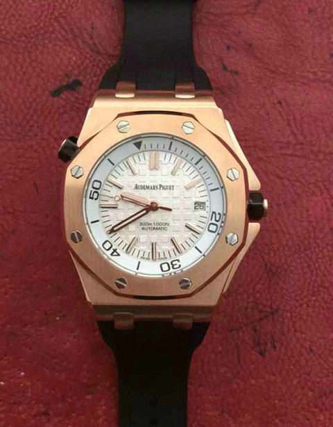 AP watches (80)