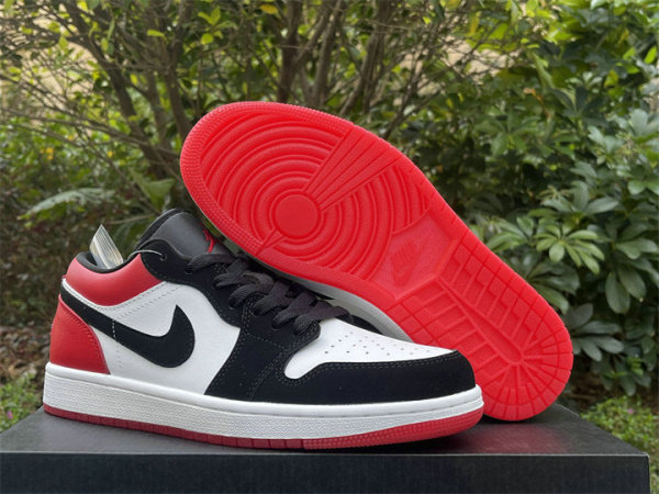 Authentic Air Jordan 1 Low “Black Toe”
