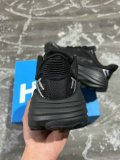 HOKA ONE ONE® M BONDI 8  (2)