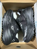 HOKA ONE ONE® M BONDI 8  (2)