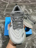 HOKA ONE ONE® M BONDI 8  (1)