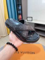LV Slippers 38-44 (41)