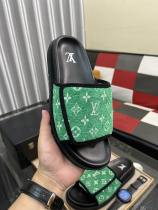 LV Slippers 38-44 (23)