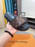 LV Slippers 38-44 (42)