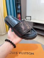 LV Slippers 38-44 (39)