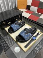 LV Slippers 38-44 (46)