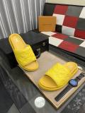 LV Slippers 38-44 (36)